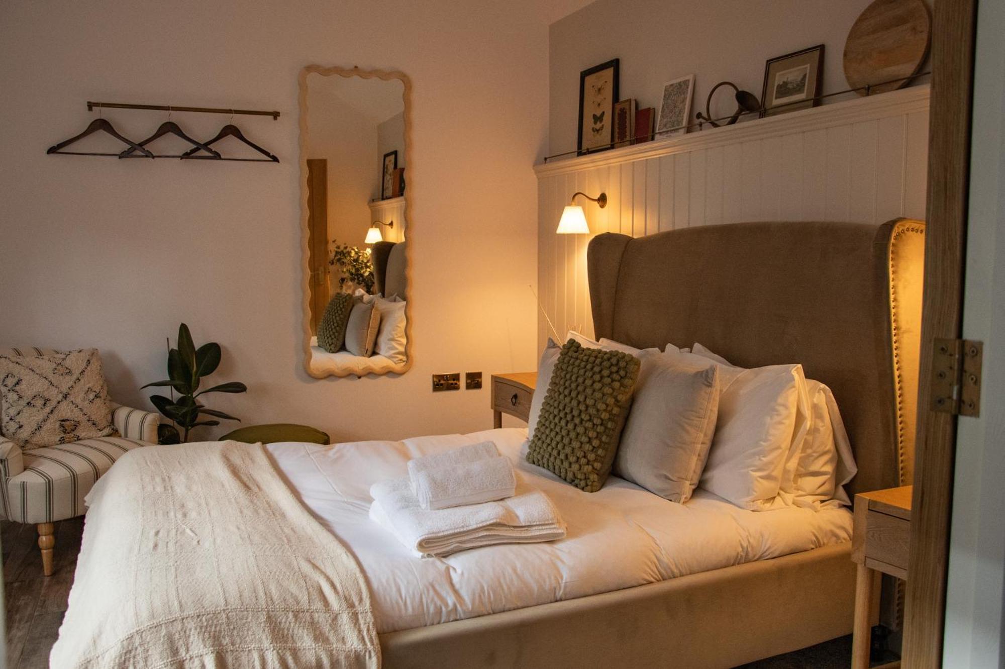 The Peacock Inn Chelsworth Extérieur photo